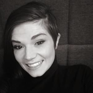 Meet your Posher, Stacy